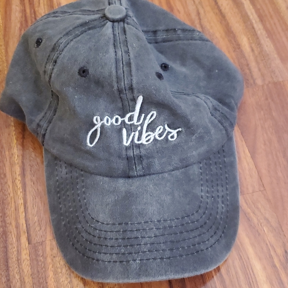 Good vibes hat